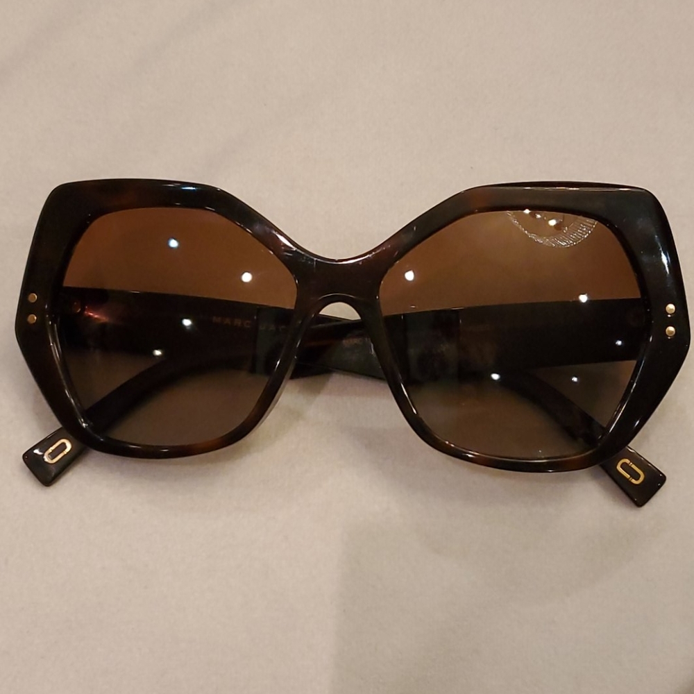 Marc Jacobs brown sunglasses